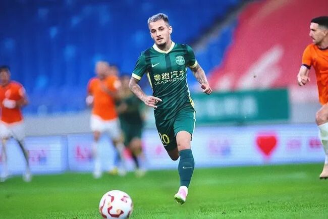 Màn so tài gay cấn giữa Zhejiang FC vs Yunnan Yukun