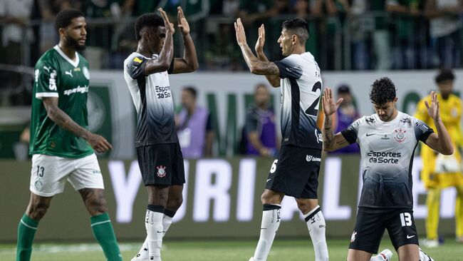 Màn chạm trán đỉnh cao Corinthians Paulista (SP) vs Palmeiras