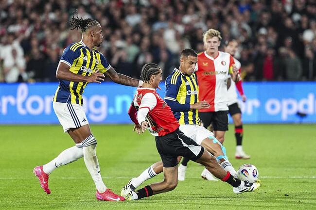 Cuộc thư hùng giữa Fenerbahce vs Feyenoord Rotterdam
