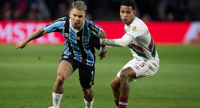 Nhận định Fluminense vs Gremio lúc 07h00 ngày 03/08 2 Màn so tài gay cấn giữa Fluminense vs Gremio